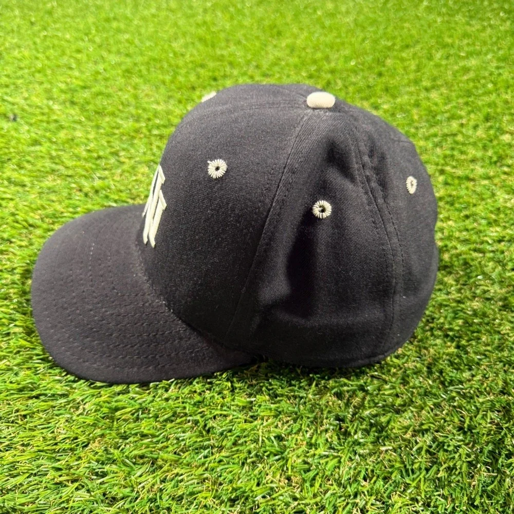 Vintage New Era Pro Model NU Fitted Hat Size 7 Made USA Black‎ Green Brim